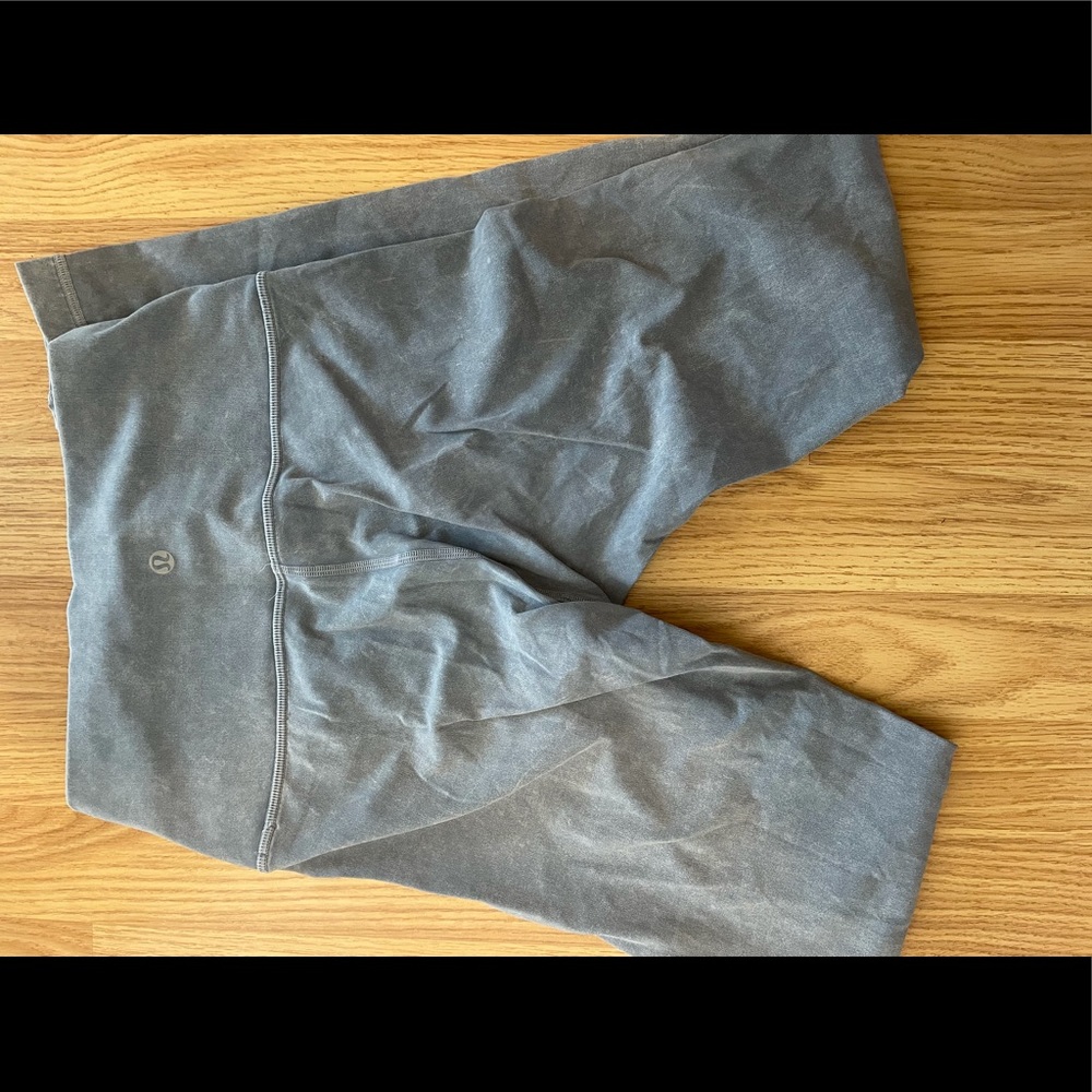 Lululemon Wunderunder denim wash legging